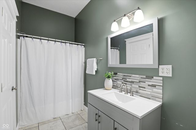 5884 S 50 W, Atlanta, IN 46031