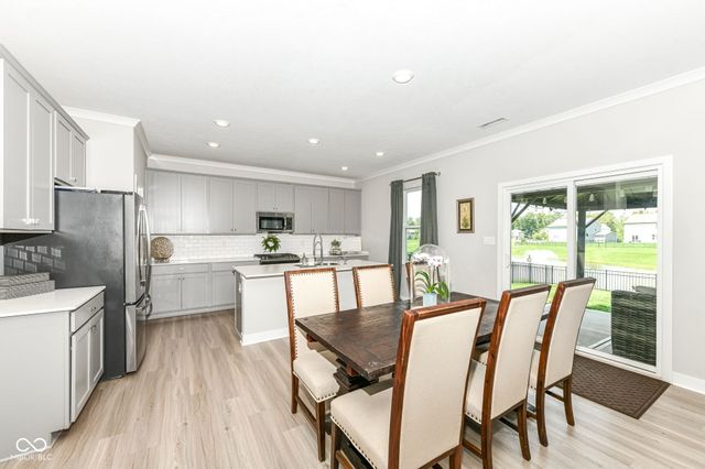 16386 Sedalia Drive, Fishers, IN 46040