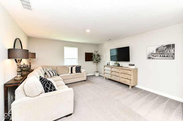 16386 Sedalia Drive, Fishers, IN 46040
