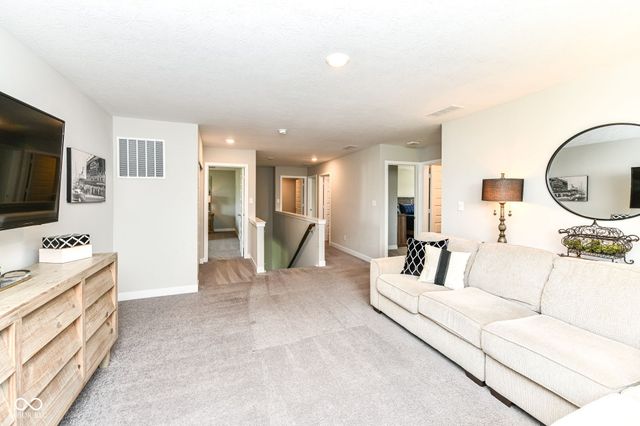 16386 Sedalia Drive, Fishers, IN 46040
