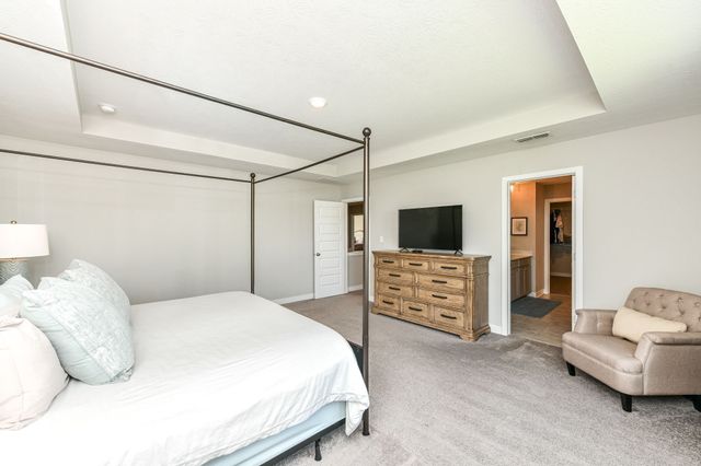 16386 Sedalia Drive, Fishers, IN 46040