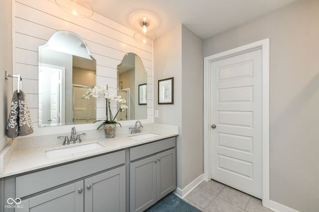 16386 Sedalia Drive, Fishers, IN 46040