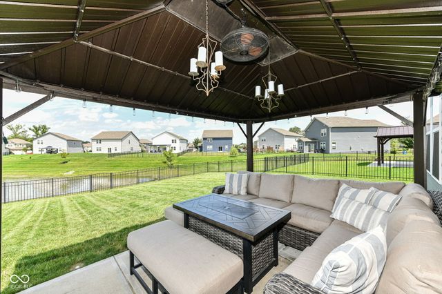 16386 Sedalia Drive, Fishers, IN 46040