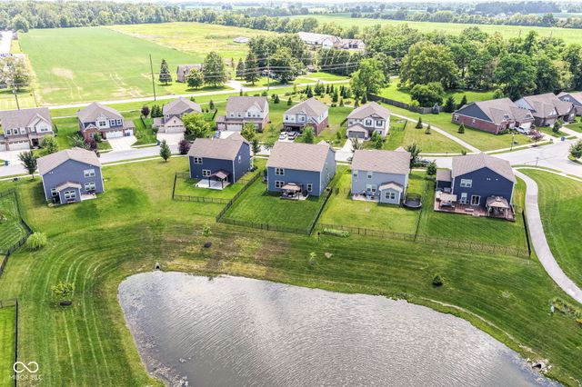 16386 Sedalia Drive, Fishers, IN 46040