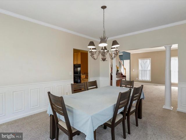 256 HOLDEN DR, Martinsburg, WV 25403