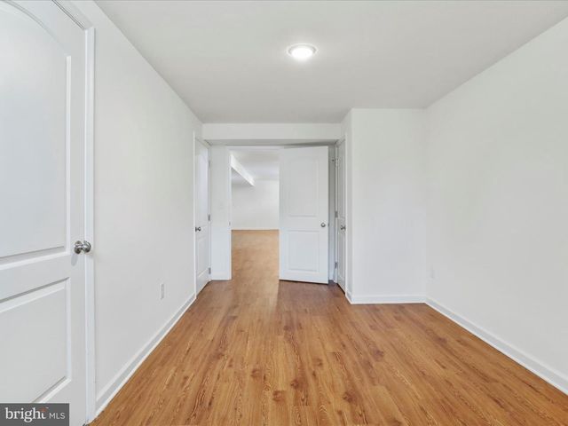 256 HOLDEN DR, Martinsburg, WV 25403