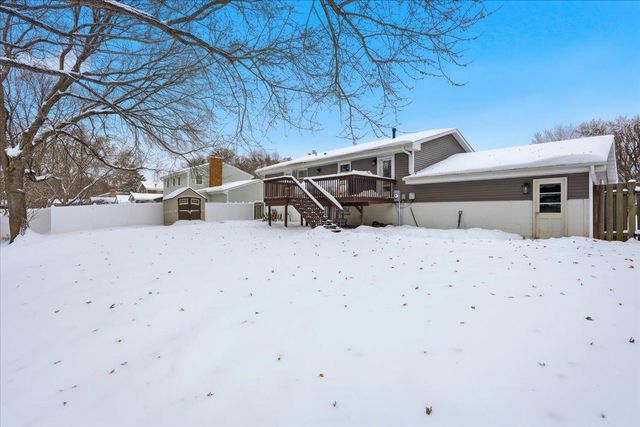 7048 Montrose Road, Woodbury, MN 55125