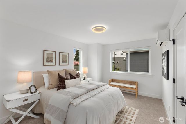 6233 Carleton Avenue S, Seattle, WA 98108