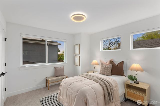 6233 Carleton Avenue S, Seattle, WA 98108
