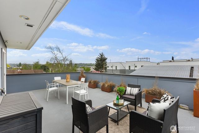 6233 Carleton Avenue S, Seattle, WA 98108