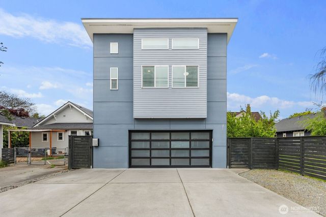 6233 Carleton Avenue S, Seattle, WA 98108