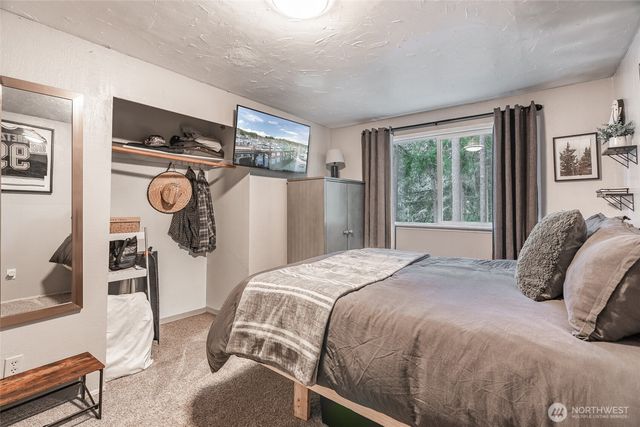 14102 NW 56th Avenue NW, Gig Harbor, WA 98332