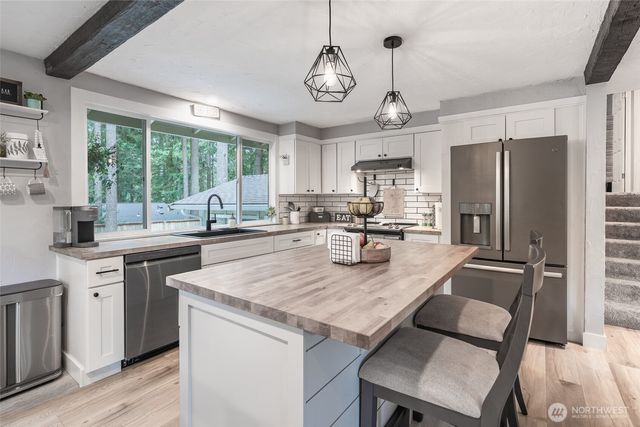 14102 NW 56th Avenue NW, Gig Harbor, WA 98332