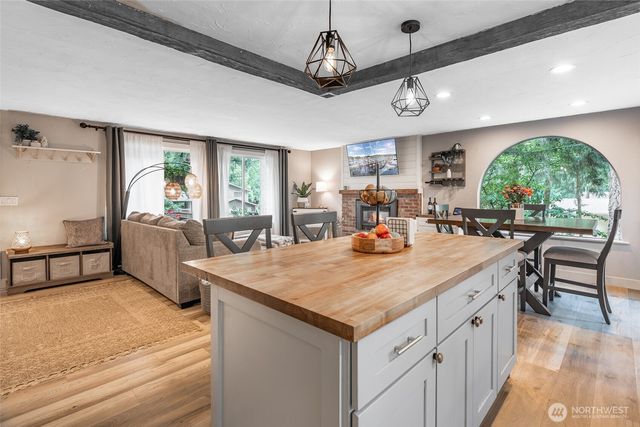 14102 NW 56th Avenue NW, Gig Harbor, WA 98332