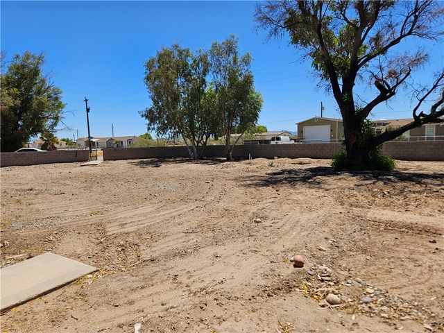 10079 S Gwen Street, Mohave Valley, AZ 86440