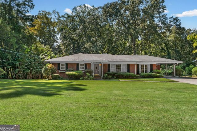 22 Winfield Drive, Newnan, GA 30263