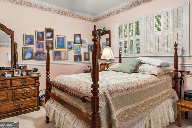 22 Winfield Drive, Newnan, GA 30263