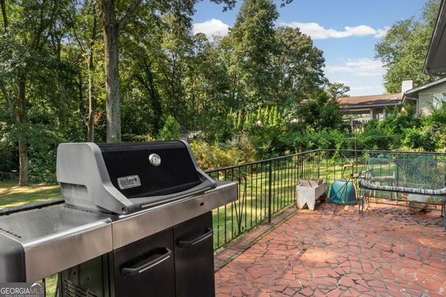 22 Winfield Drive, Newnan, GA 30263