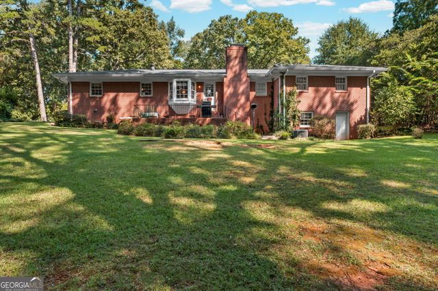22 Winfield Drive, Newnan, GA 30263