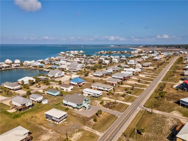 2124 Bienville Boulevard, Dauphin Island, AL 36528