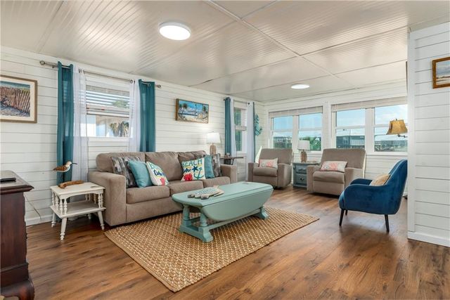 2124 Bienville Boulevard, Dauphin Island, AL 36528