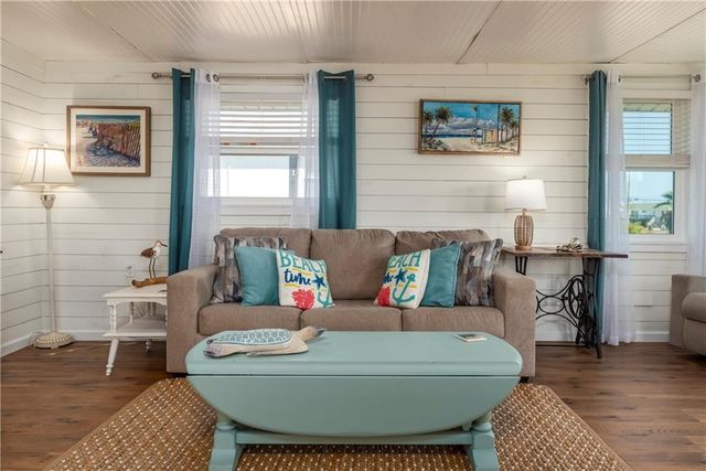 2124 Bienville Boulevard, Dauphin Island, AL 36528