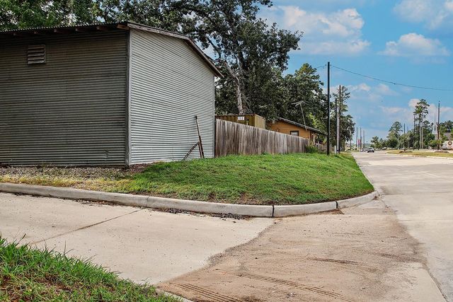 25126 Gosling Road, Spring, TX 77389
