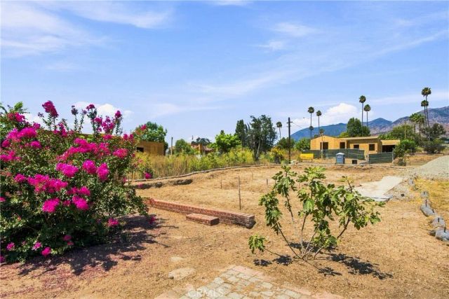 1008 Marcheta, Altadena, CA 91001