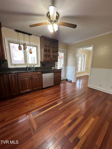 124 Arlington Circle, Kingsport, TN 37663