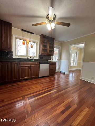 124 Arlington Circle, Kingsport, TN 37663