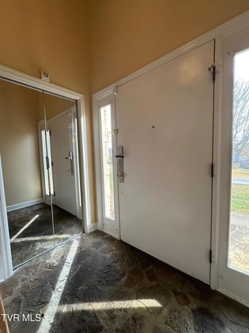124 Arlington Circle, Kingsport, TN 37663