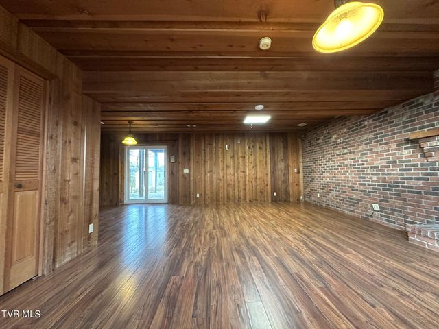 124 Arlington Circle, Kingsport, TN 37663