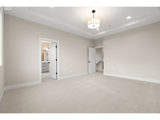 11486 Nw ELISE Ln, Portland, OR 97229