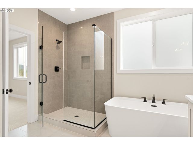 11486 Nw ELISE Ln, Portland, OR 97229