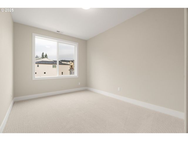 11486 Nw ELISE Ln, Portland, OR 97229