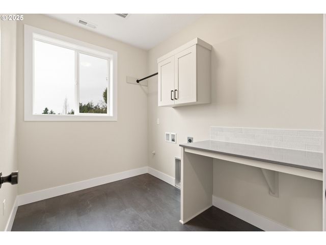 11486 Nw ELISE Ln, Portland, OR 97229