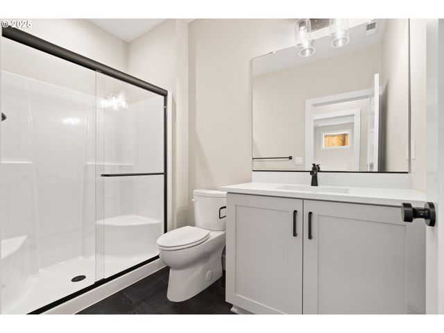 11486 Nw ELISE Ln, Portland, OR 97229