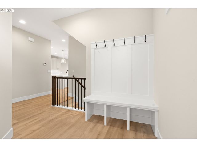 11486 Nw ELISE Ln, Portland, OR 97229