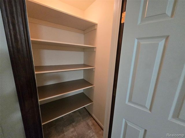 3810 Rochester Road, Royal Oak, MI 48073