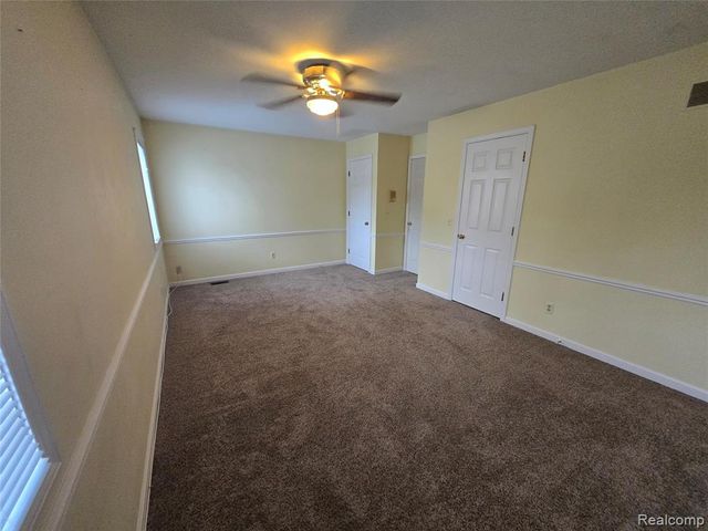 3810 Rochester Road, Royal Oak, MI 48073