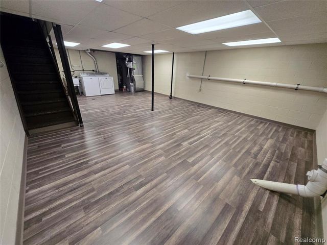 3810 Rochester Road, Royal Oak, MI 48073