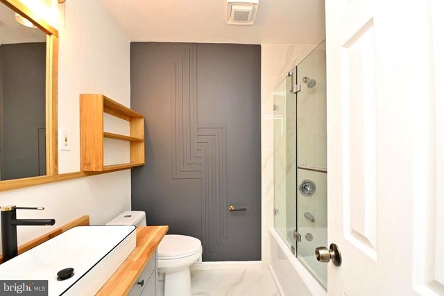 7215 WILLOW OAK PL, Springfield, VA 22153