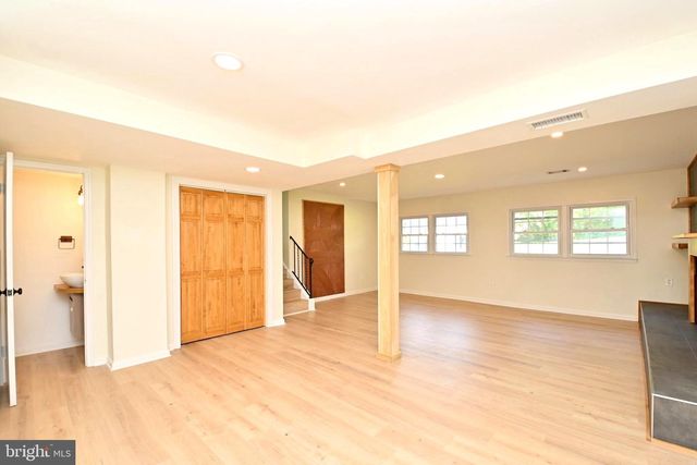 7215 WILLOW OAK PL, Springfield, VA 22153