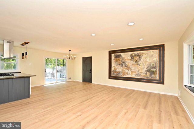 7215 WILLOW OAK PL, Springfield, VA 22153