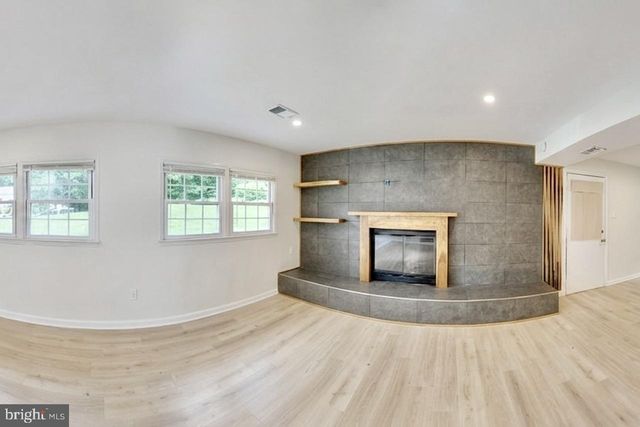7215 WILLOW OAK PL, Springfield, VA 22153