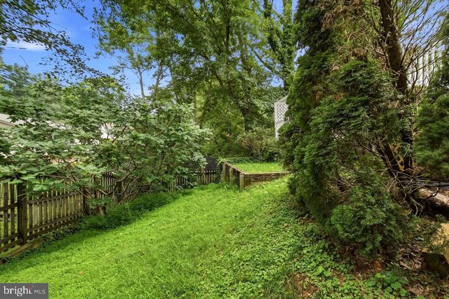 7215 WILLOW OAK PL, Springfield, VA 22153