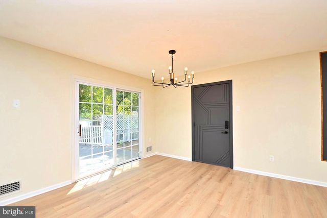 7215 WILLOW OAK PL, Springfield, VA 22153