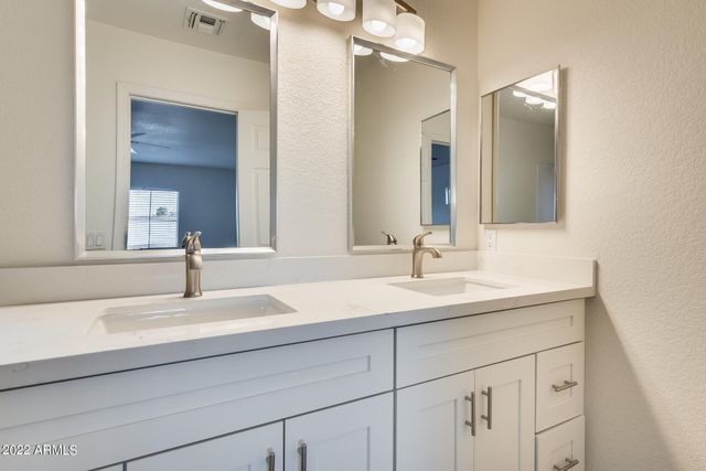 8337 W HUGHES Drive, Tolleson, AZ 85353