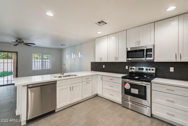 8337 W HUGHES Drive, Tolleson, AZ 85353