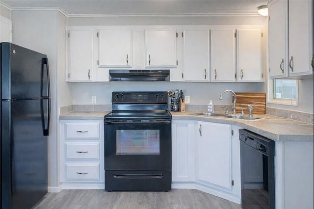 6710 36TH AVENUE E 98, Palmetto, FL 34221